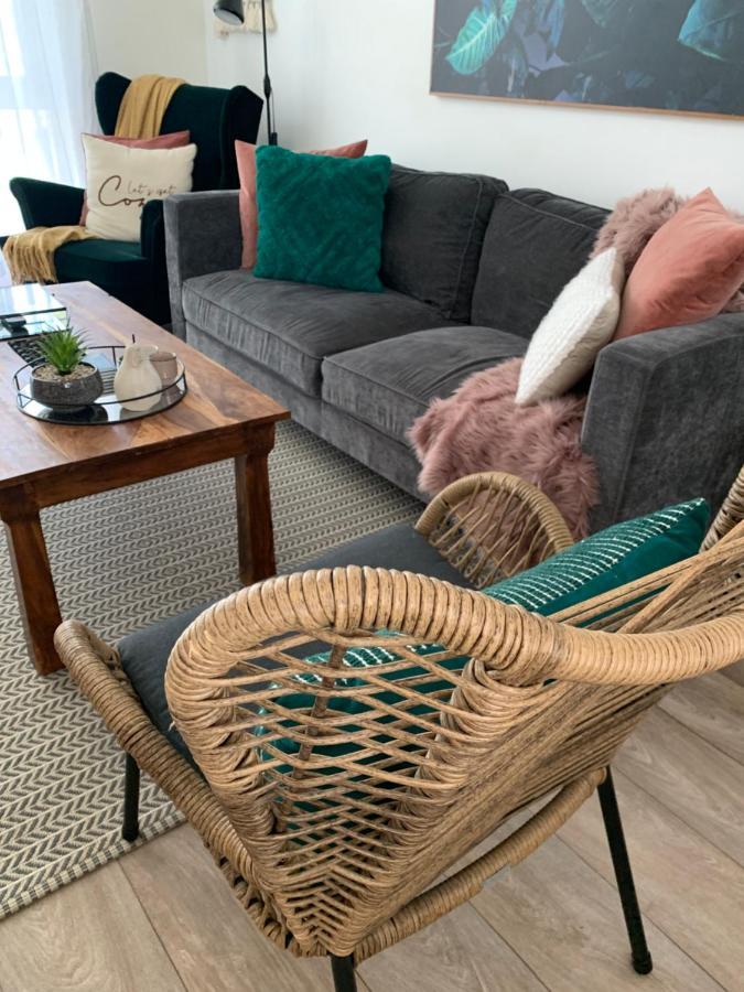 Sunshine Four Apartment Salisbury Ngoại thất bức ảnh