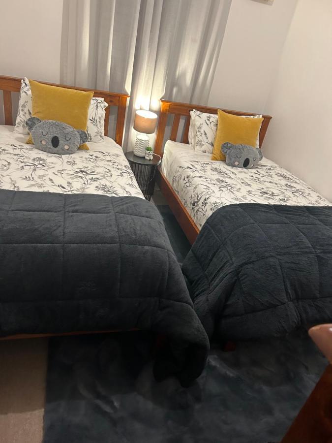 Sunshine Four Apartment Salisbury Ngoại thất bức ảnh