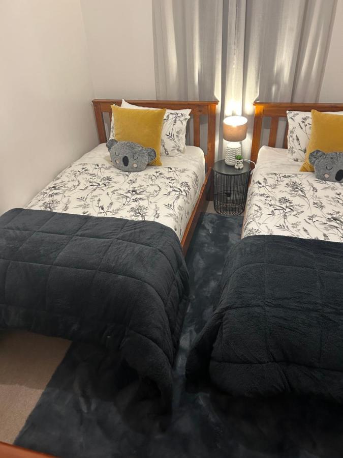 Sunshine Four Apartment Salisbury Ngoại thất bức ảnh